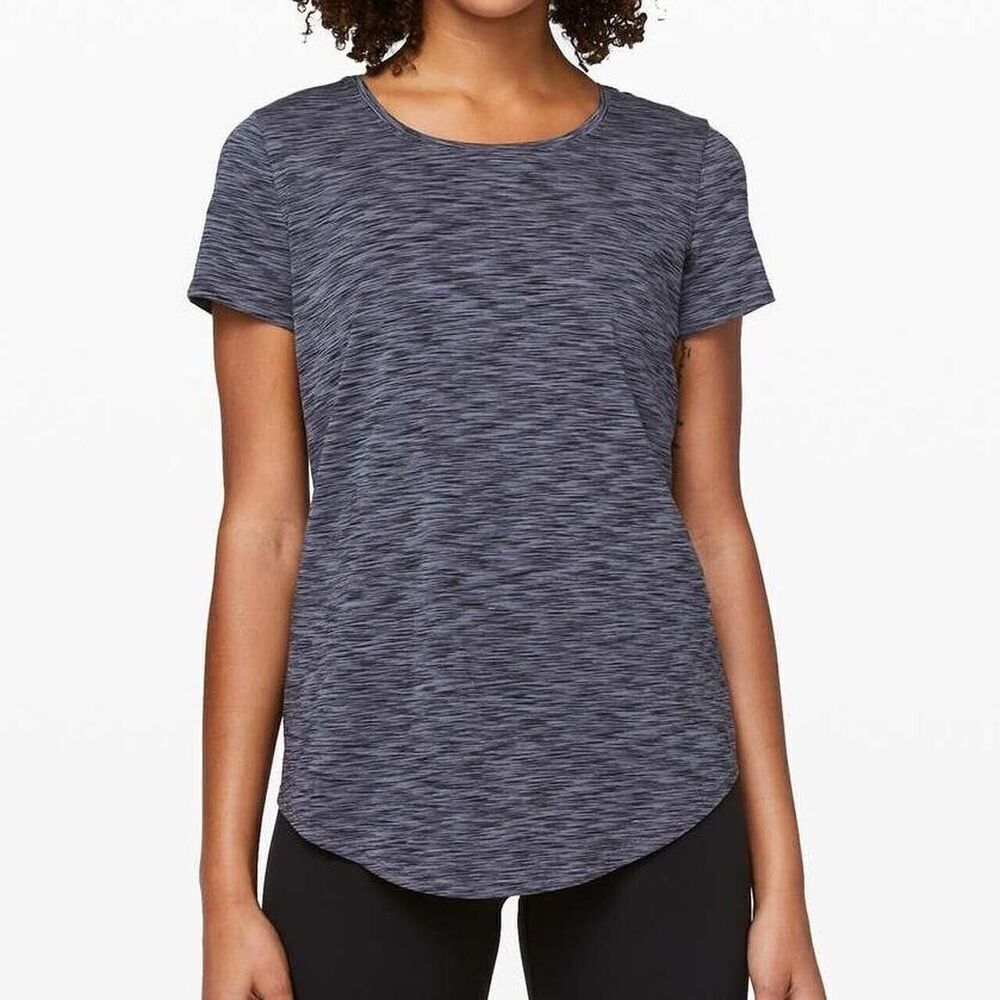 Lululemon T-Shirt water color cotton gray black short sleeves gummy logo size 4